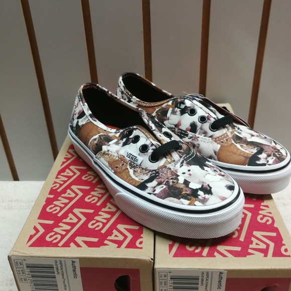 Vans x ASPCA Kids Authentic - Picture 8 of 8
